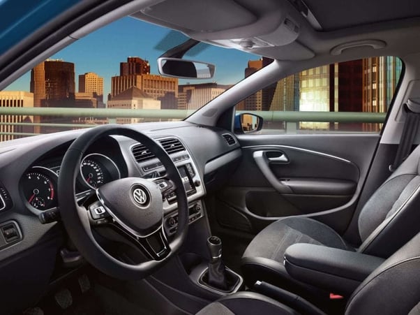 Volkswagen Polo HB interior